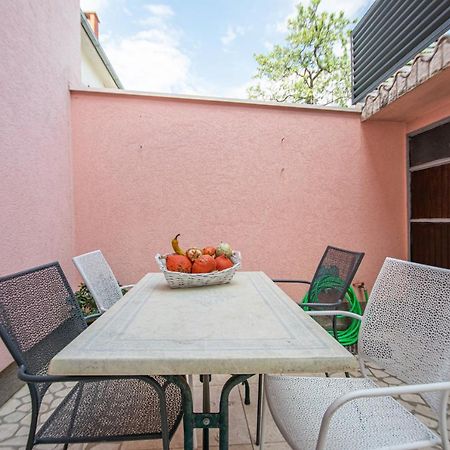 Two-Bedroom Apartment In Crikvenica Xcvii Exterior foto