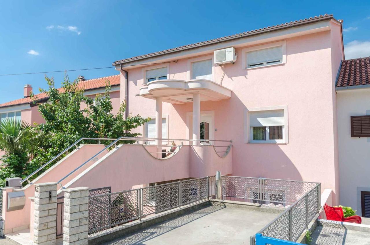 Two-Bedroom Apartment In Crikvenica Xcvii Exterior foto